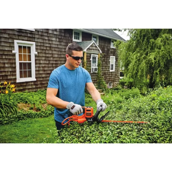 BLACK+DECKER 22 in. 4.0 Amp Corded Electric Hedge Trimmer