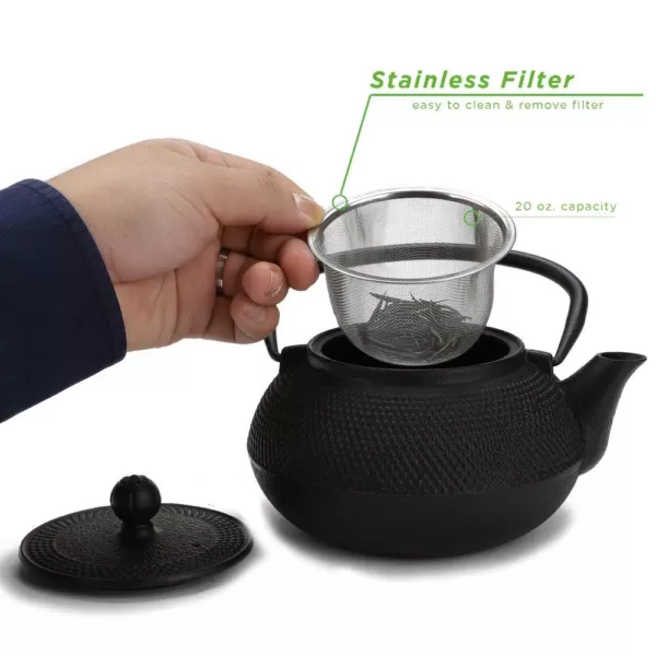 Mind Reader 2.5-Cup Black Japanese Style Cast Iron Tetsubin Tea Pot with Infuser