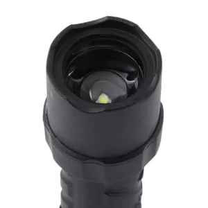 Coast Polysteel 400 Heavy Duty 440 Lumen Waterproof LED Flashlight with Twist Focus