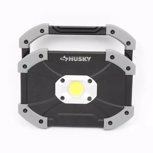 Husky 700 Lumens LED Utility Light