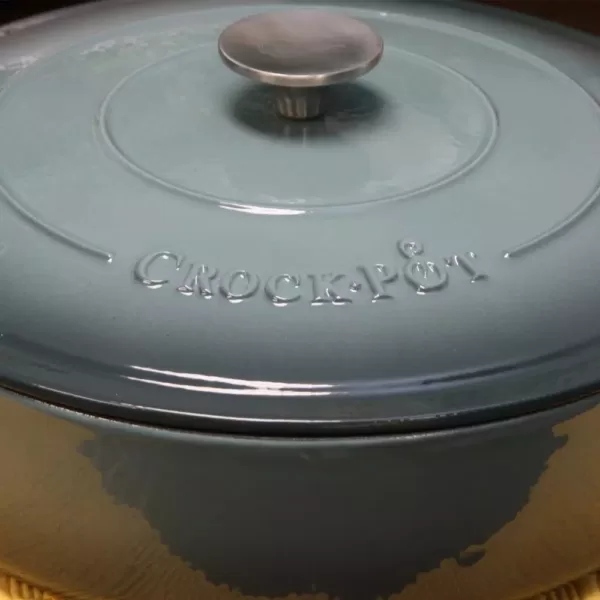 Crock-Pot Artisan 5 Qt. Enameled Cast Iron Round Braiser Pan with Self Basting Lid