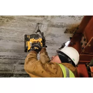 DEWALT 20-Volt MAX XR Cordless Brushless 1 in. SDS Plus L-Shape Rotary Hammer with (1) 20-Volt 3.0Ah Battery & Charger