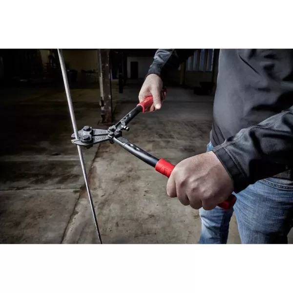 Milwaukee 30 in. Bolt Cutter with 1/2 in. Max Cut Capacity W/ 18 in. Bolt Cutter with 3/8 in. Maximum Cut Capacity