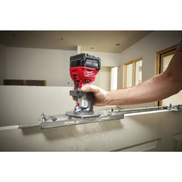 Milwaukee M18 FUEL 18-Volt Lithium-Ion Brushless Cordless Compact Router w/ Compact Router Offset Base & Router Plunge Base