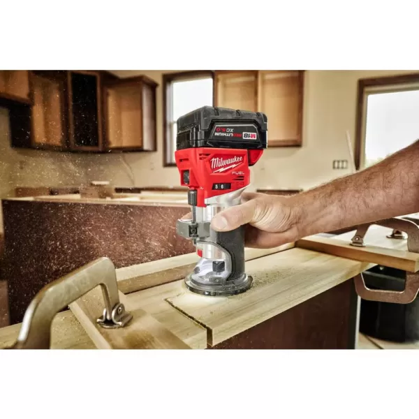 Milwaukee M18 FUEL 18-Volt Lithium-Ion Brushless Cordless Compact Router w/ Compact Router Offset Base