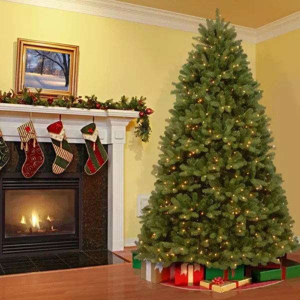 National Tree Company 7-1/2 ft. Feel Real Newberry Spruce Hinged Tree with 900 Dual Color LED Lights and PowerConnect